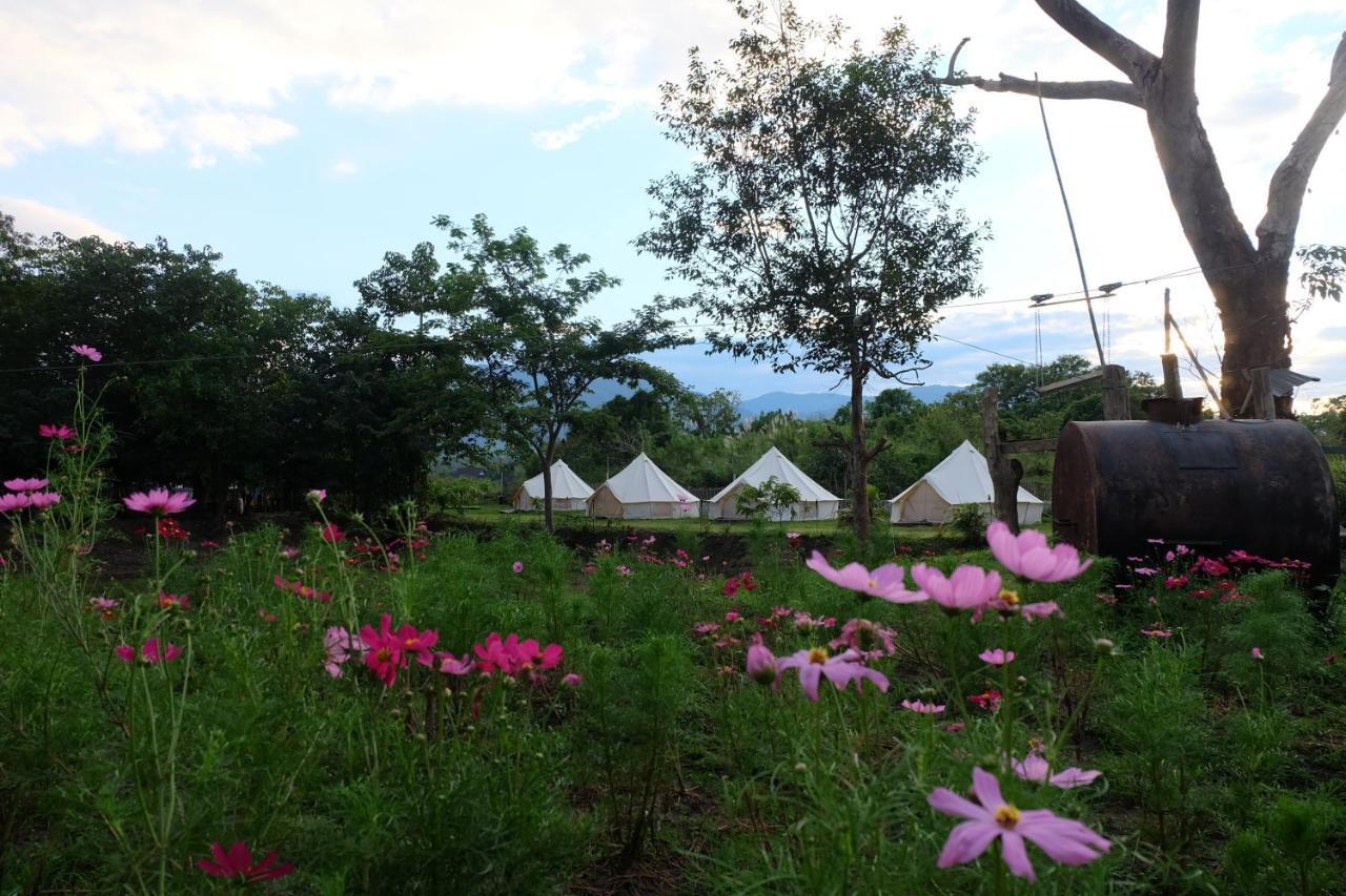 Hotel Camp Story Chiangmai Chiang Mai Exterior foto